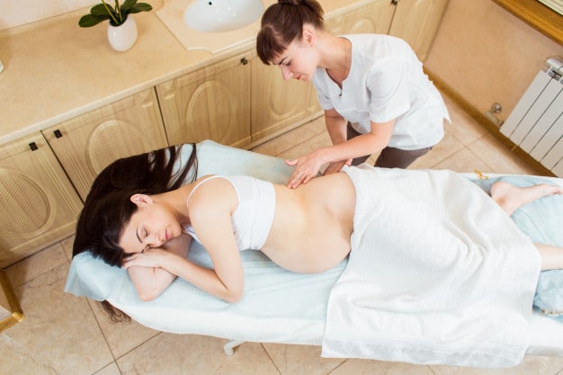Massage bầu giảm mệt mỏi